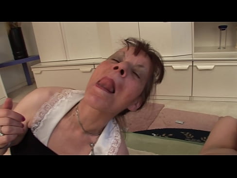 ❤️ Twee oma's en een opa hebben een triootje Quality porn at us nl.hentaisun.ru ﹏