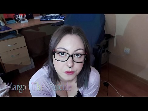 ❤️ Sexy meisje met bril zuigt Dildo diep op camera Quality porn at us nl.hentaisun.ru ﹏